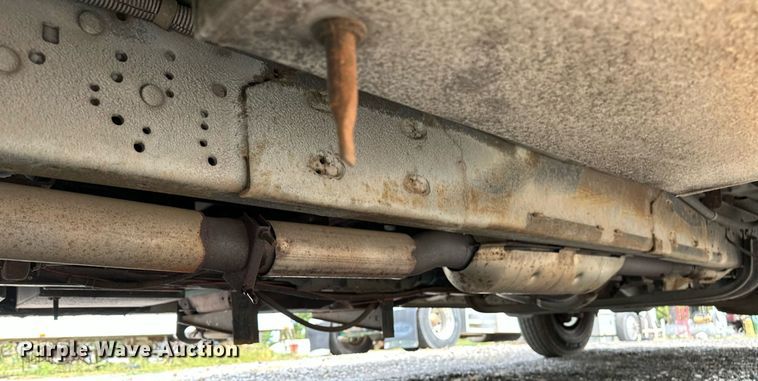 image for item OG9253 2004 Fleetwood Tioga  RV