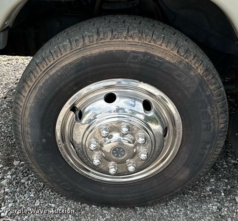 image for item OG9253 2004 Fleetwood Tioga  RV