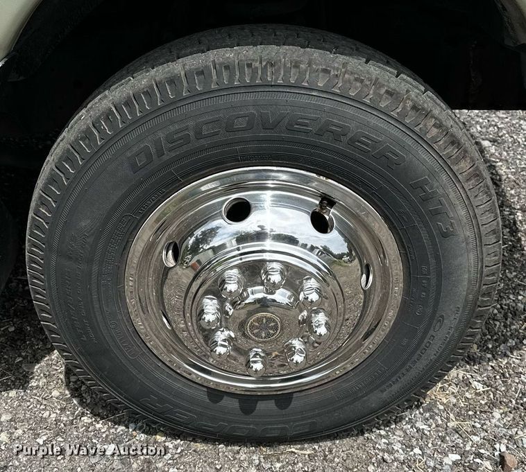 image for item OG9253 2004 Fleetwood Tioga  RV