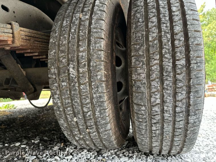 image for item OG9253 2004 Fleetwood Tioga  RV