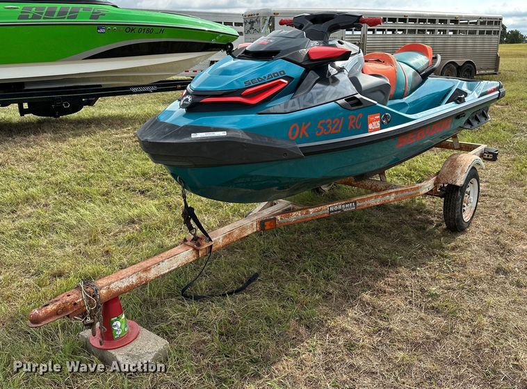 image for item OG9286 2018 Sea Doo Wake Pro 230  personal watercraft
