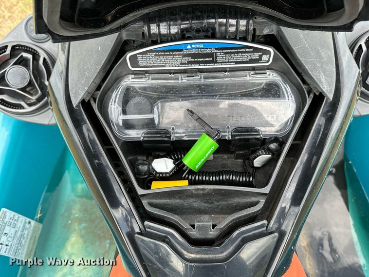 image for item OG9286 2018 Sea Doo Wake Pro 230  personal watercraft