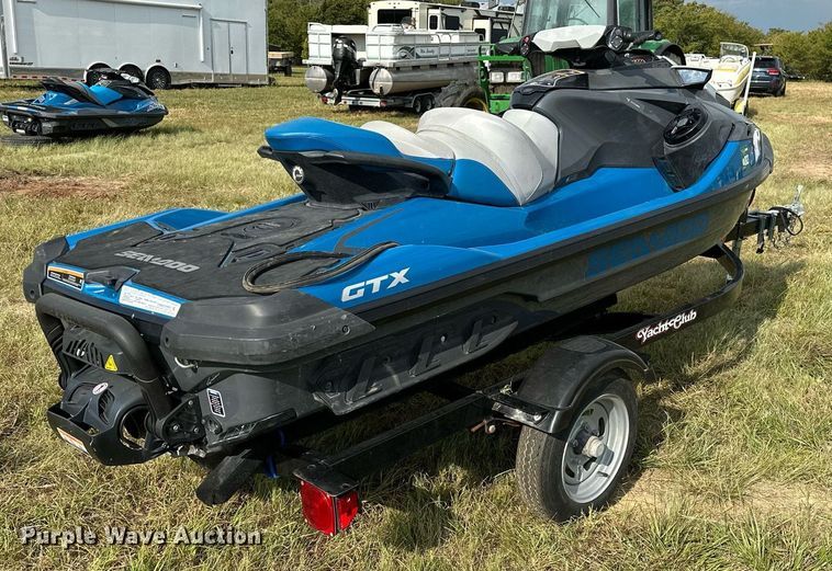 image for item OG9287 2018 Sea Doo GTX 230  personal watercraft