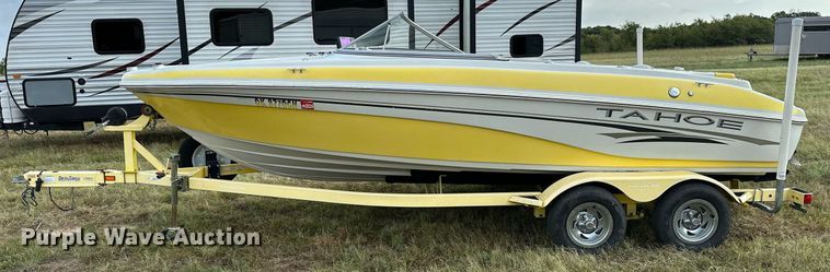 image for item OG9289 2006 Tahoe TQ60  boat