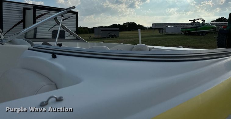 image for item OG9289 2006 Tahoe TQ60  boat