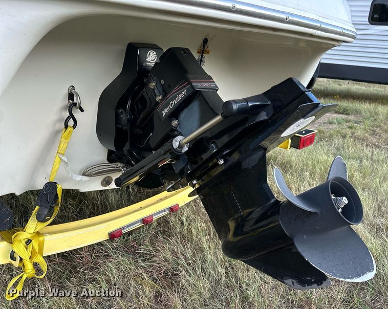 image for item OG9289 2006 Tahoe TQ60  boat