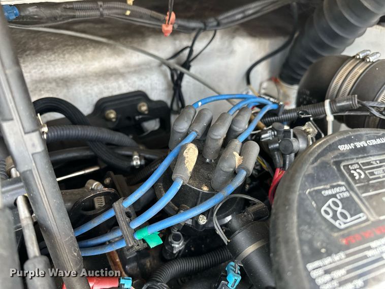 image for item OG9289 2006 Tahoe TQ60  boat