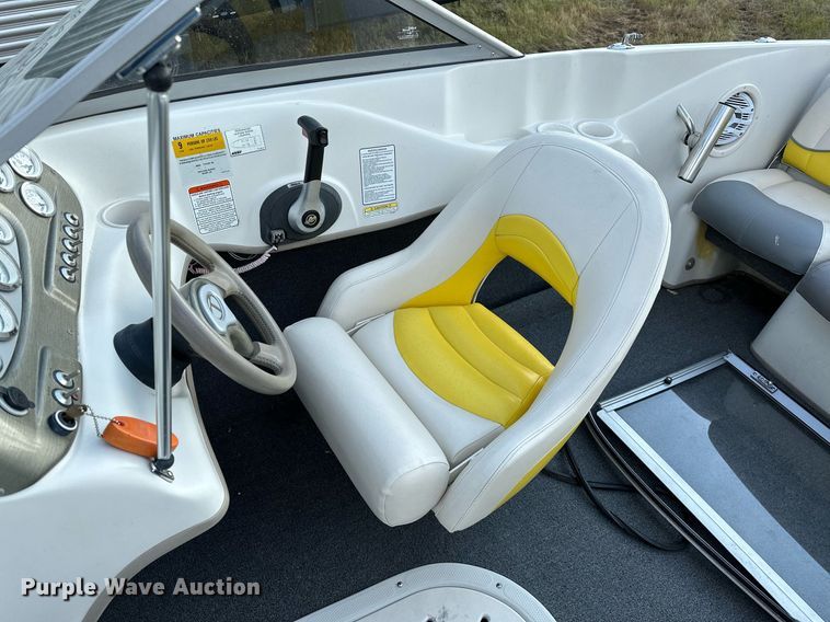 image for item OG9289 2006 Tahoe TQ60  boat