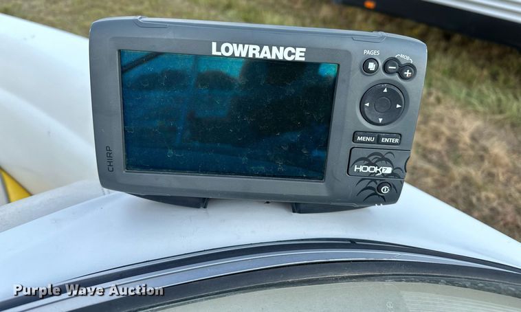 image for item OG9289 2006 Tahoe TQ60  boat