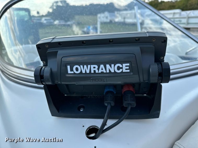 image for item OG9289 2006 Tahoe TQ60  boat