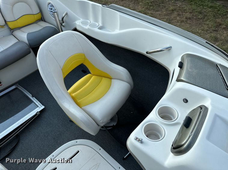 image for item OG9289 2006 Tahoe TQ60  boat