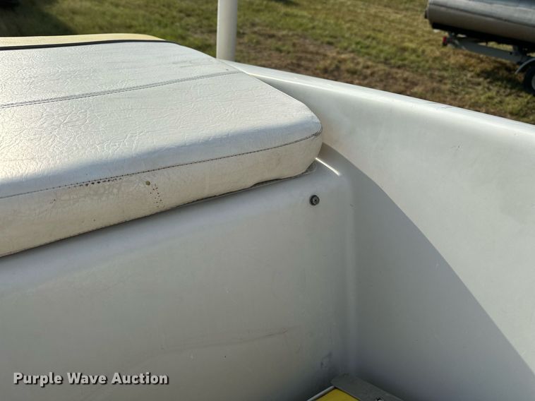 image for item OG9289 2006 Tahoe TQ60  boat