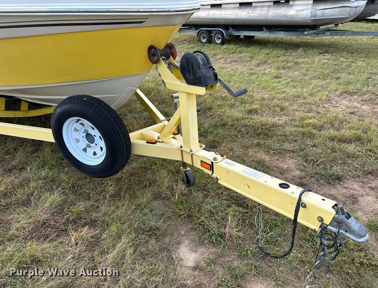 image for item OG9289 2006 Tahoe TQ60  boat