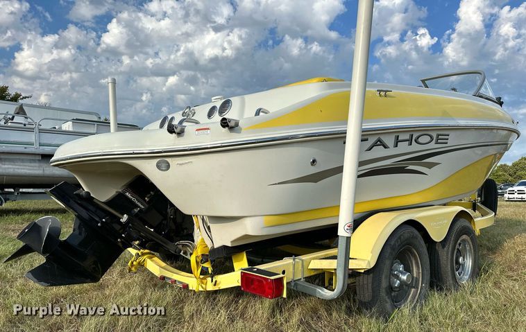 image for item OG9289 2006 Tahoe TQ60  boat