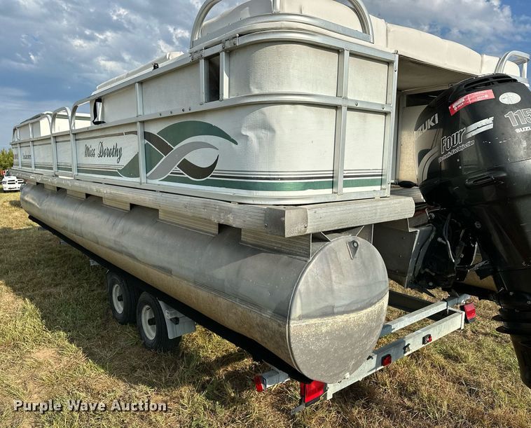 image for item OG9290 2001 Beachcomber  pontoon boat