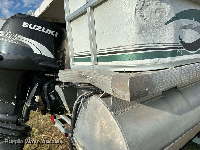 image for item OG9290 2001 Beachcomber  pontoon boat