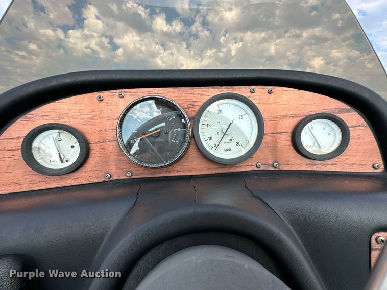 image for item OG9290 2001 Beachcomber  pontoon boat