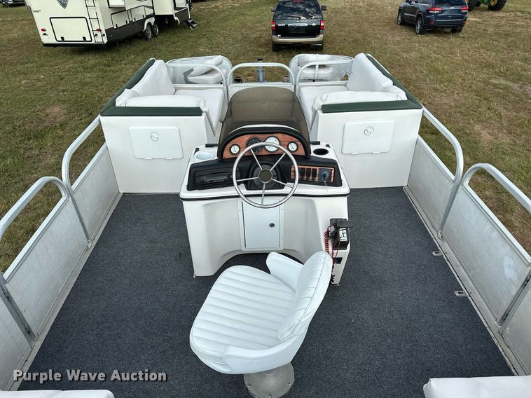 image for item OG9290 2001 Beachcomber  pontoon boat