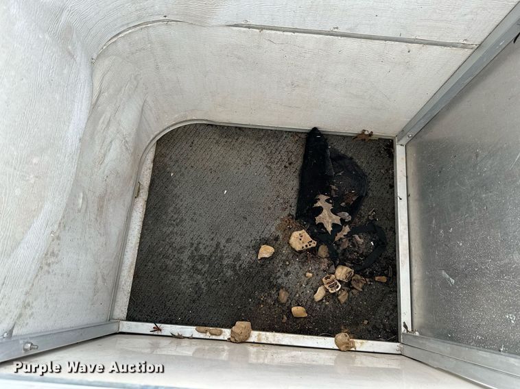 image for item OG9290 2001 Beachcomber  pontoon boat