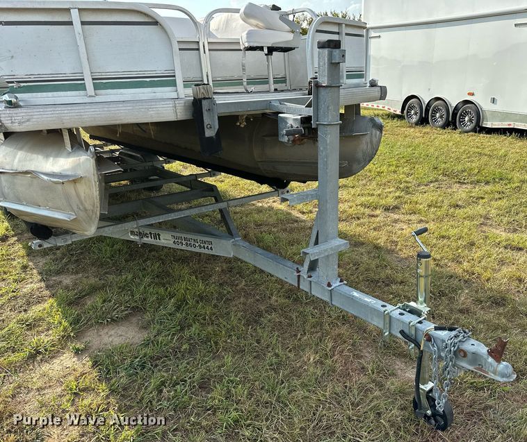 image for item OG9290 2001 Beachcomber  pontoon boat