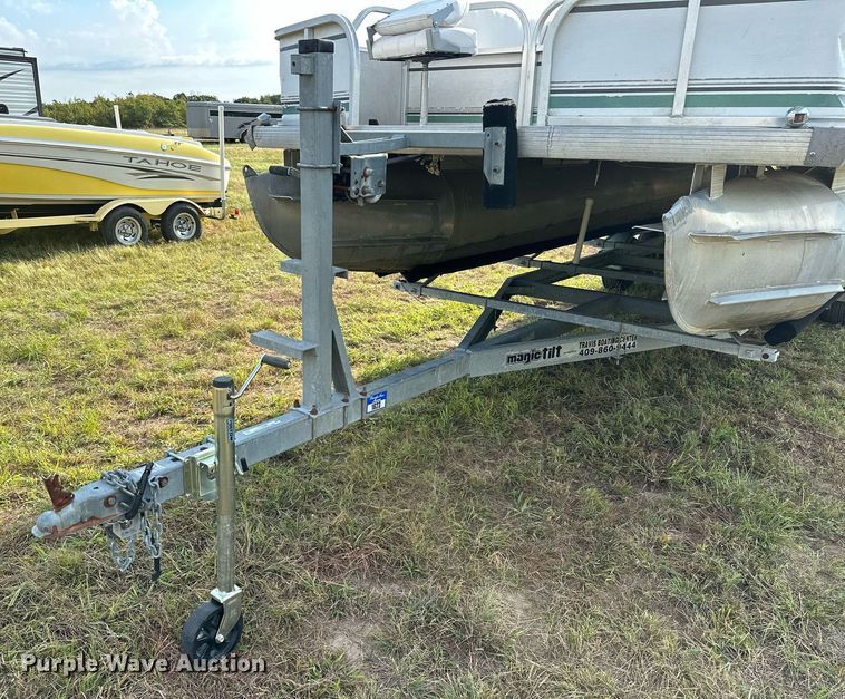 image for item OG9290 2001 Beachcomber  pontoon boat