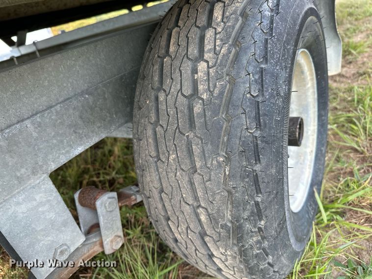 image for item OG9290 2001 Beachcomber  pontoon boat