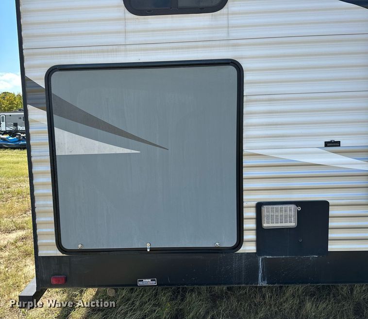 image for item OG9294 2017 Evergreen Nomad Classic 308BH  camper