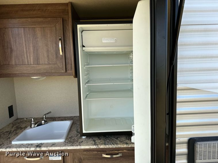 image for item OG9294 2017 Evergreen Nomad Classic 308BH  camper