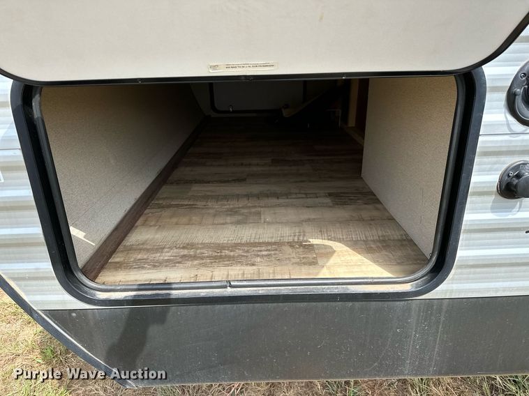 image for item OG9294 2017 Evergreen Nomad Classic 308BH  camper