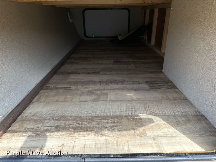 image for item OG9294 2017 Evergreen Nomad Classic 308BH  camper