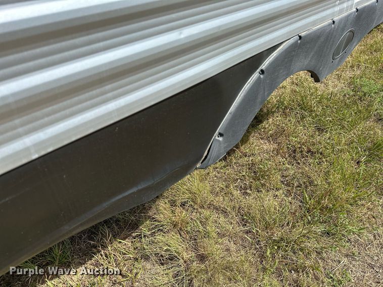 image for item OG9294 2017 Evergreen Nomad Classic 308BH  camper