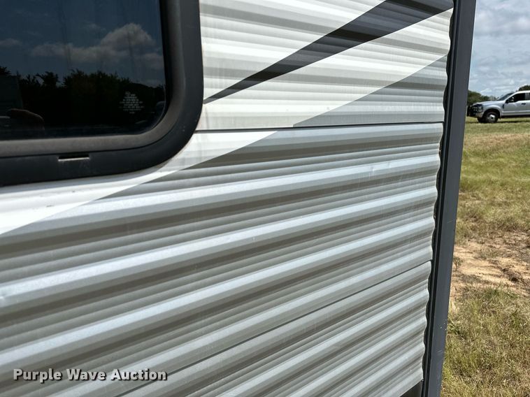 image for item OG9294 2017 Evergreen Nomad Classic 308BH  camper