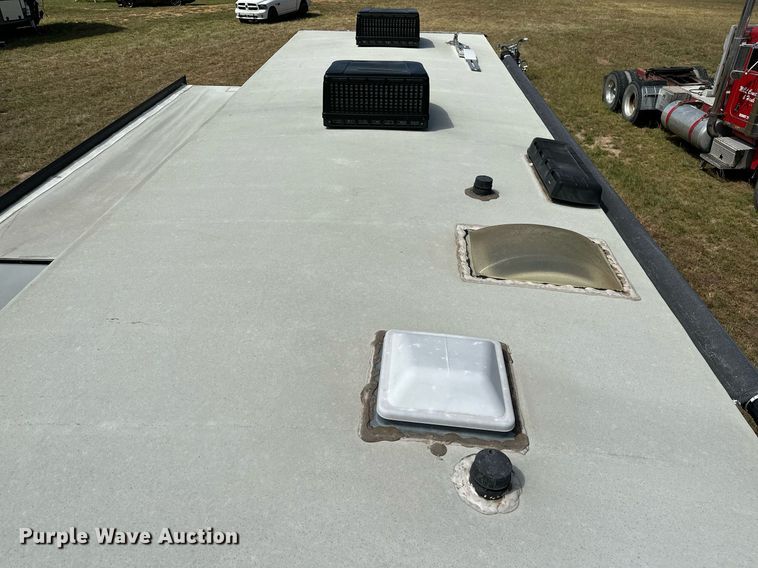 image for item OG9294 2017 Evergreen Nomad Classic 308BH  camper