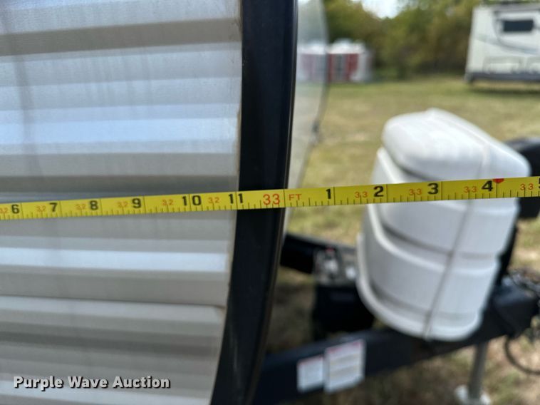 image for item OG9294 2017 Evergreen Nomad Classic 308BH  camper