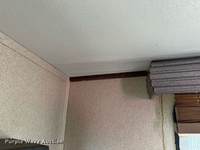 image for item OG9294 2017 Evergreen Nomad Classic 308BH  camper