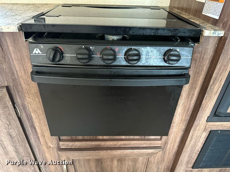 image for item OG9294 2017 Evergreen Nomad Classic 308BH  camper