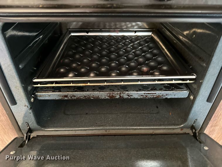 image for item OG9294 2017 Evergreen Nomad Classic 308BH  camper