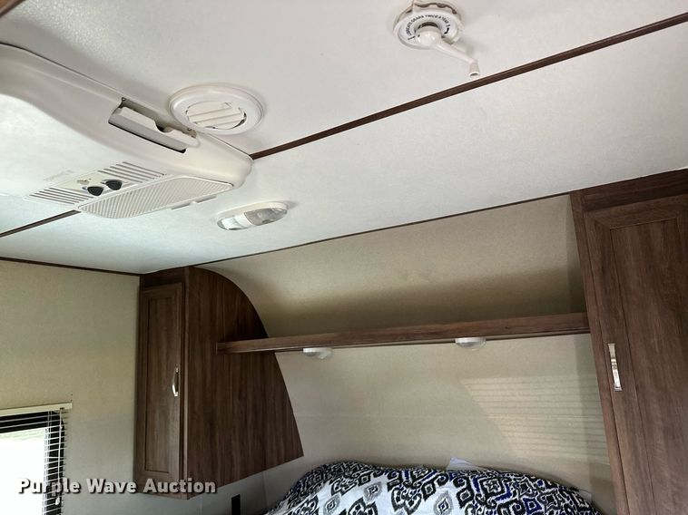 image for item OG9294 2017 Evergreen Nomad Classic 308BH  camper