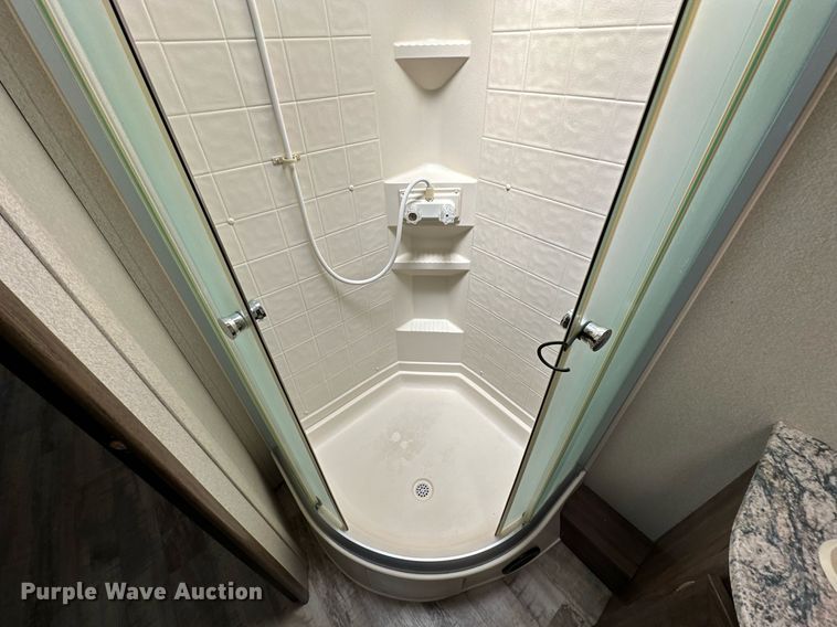 image for item OG9294 2017 Evergreen Nomad Classic 308BH  camper