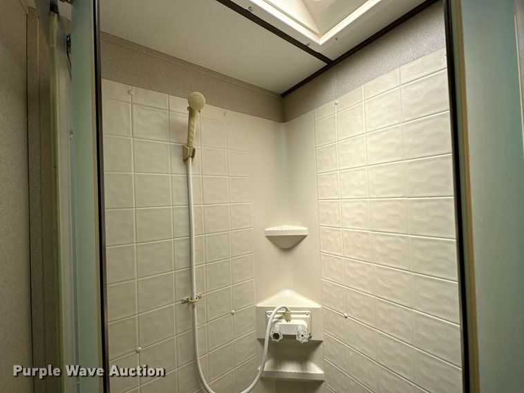 image for item OG9294 2017 Evergreen Nomad Classic 308BH  camper