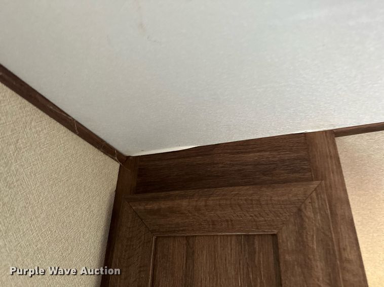 image for item OG9294 2017 Evergreen Nomad Classic 308BH  camper