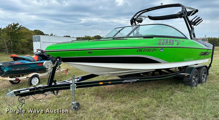 image for item OG9295 2020 Sanger V237  boat