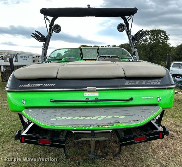 image for item OG9295 2020 Sanger V237  boat