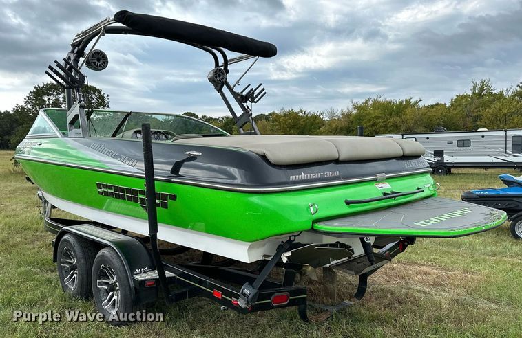 image for item OG9295 2020 Sanger V237  boat