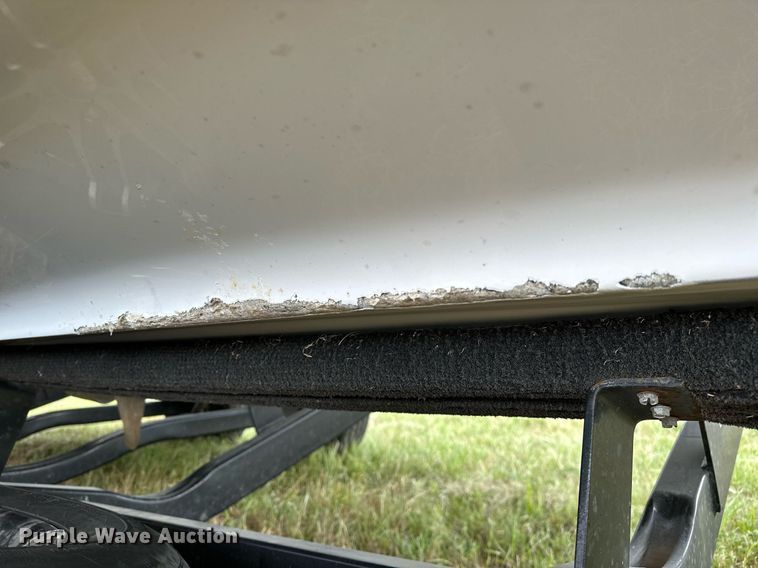 image for item OG9295 2020 Sanger V237  boat