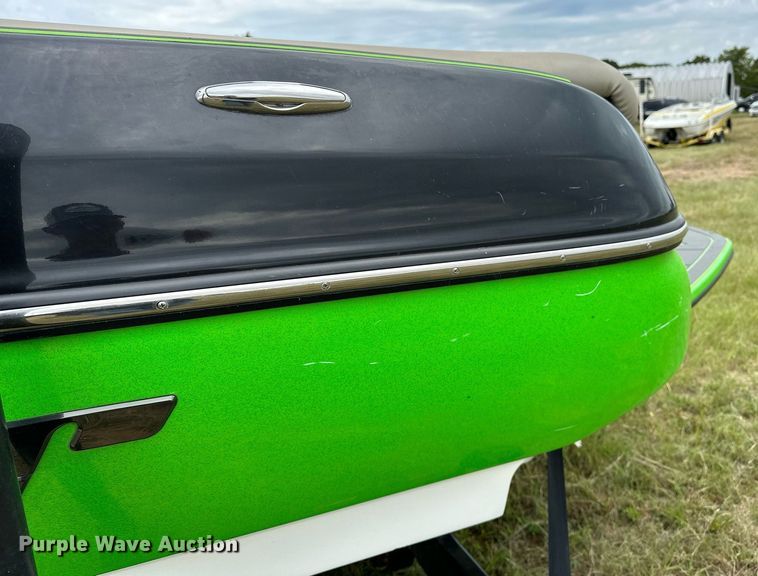 image for item OG9295 2020 Sanger V237  boat