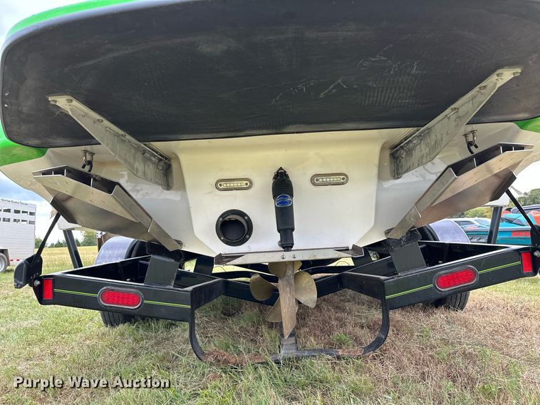 image for item OG9295 2020 Sanger V237  boat