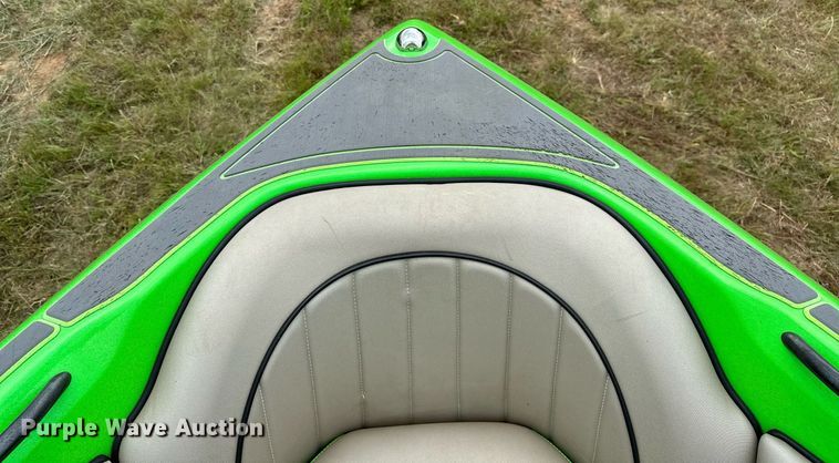 image for item OG9295 2020 Sanger V237  boat