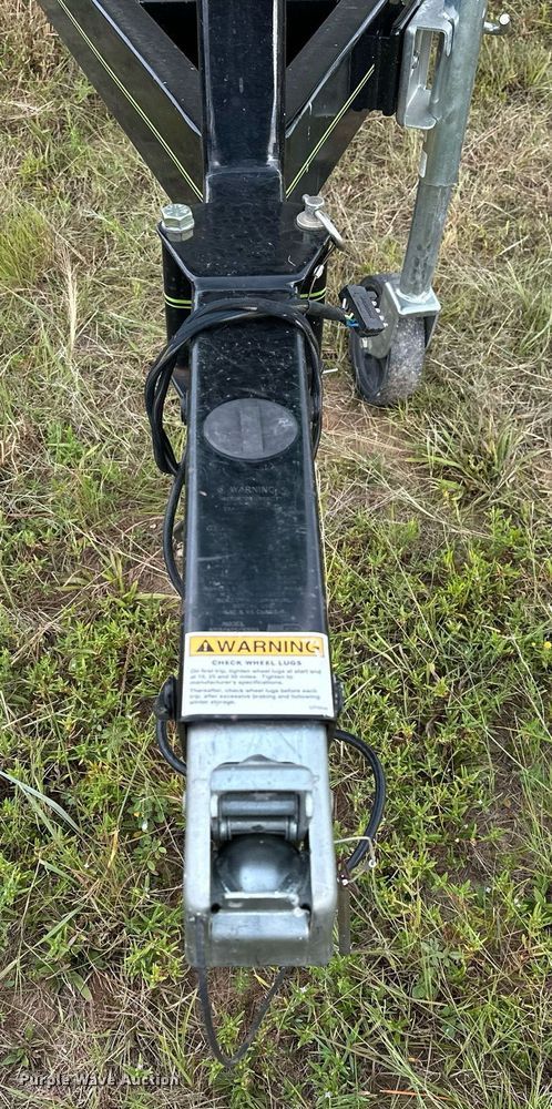 image for item OG9295 2020 Sanger V237  boat