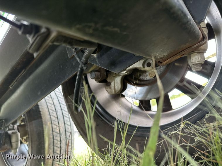 image for item OG9295 2020 Sanger V237  boat